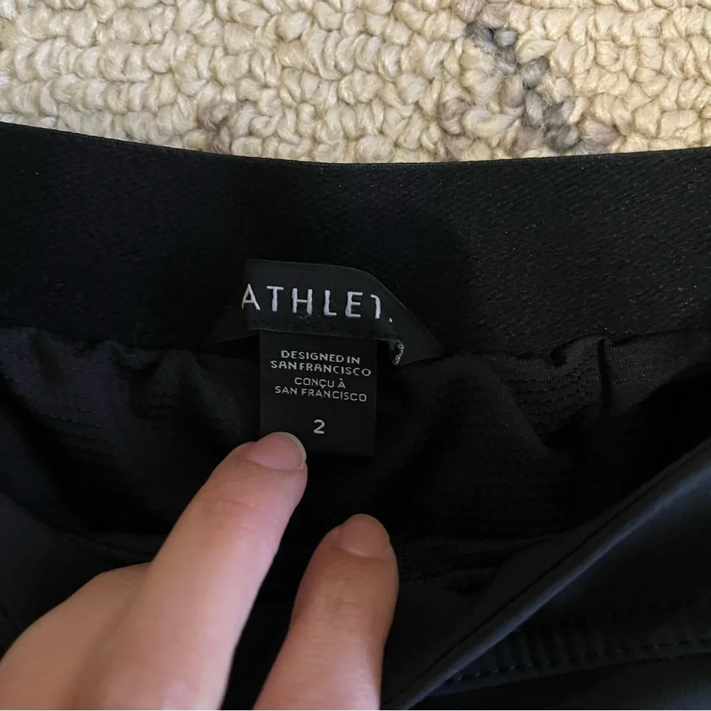 Athleta Vienna Cargo Skort in Black